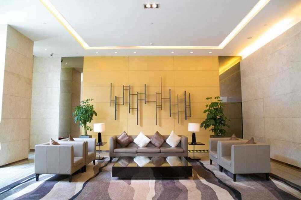 Chengdu Summerisland Hotel Tai Koo Li — фото 1
