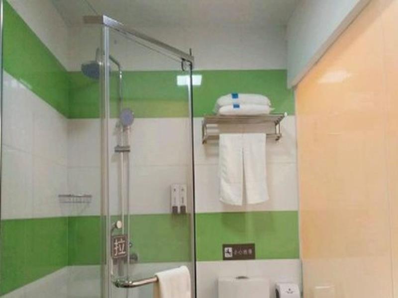 Яньтай: 7 Days Inn Yantai Development Zone Bathing Beach Branch