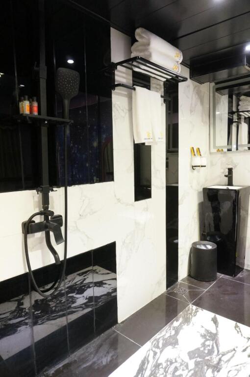 Гонконг: Star City Hotel - Tsim Sha Tsui