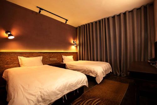 Siguniang Mountain Xileju Theme Inn — фото 1