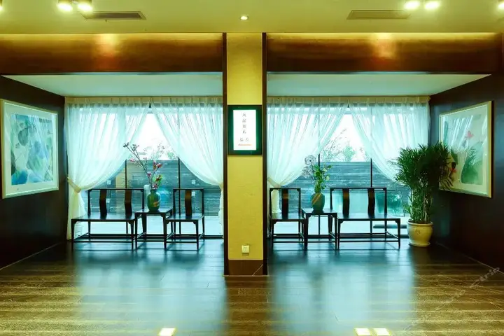 Ханчжоу: Fengqi Hotel