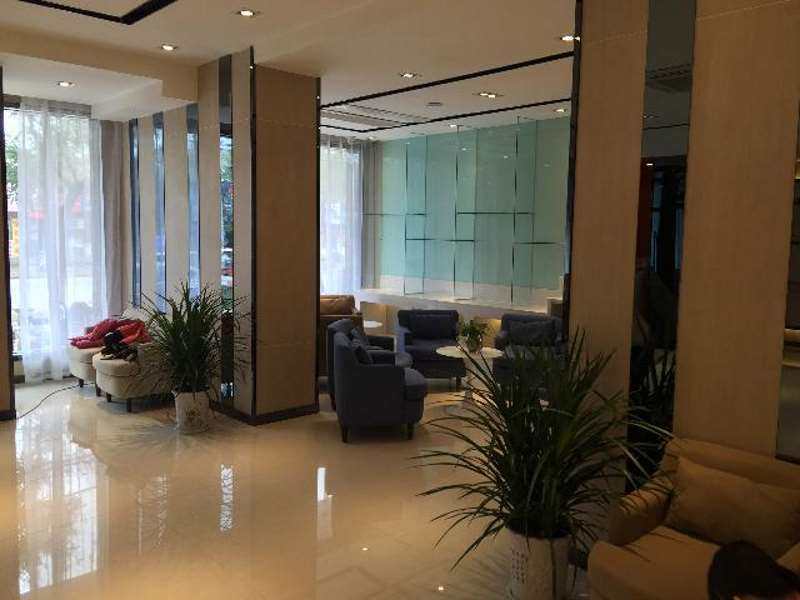 Лиаоченг: 7 Days Premium Linqing Jinding Baihuo Branch