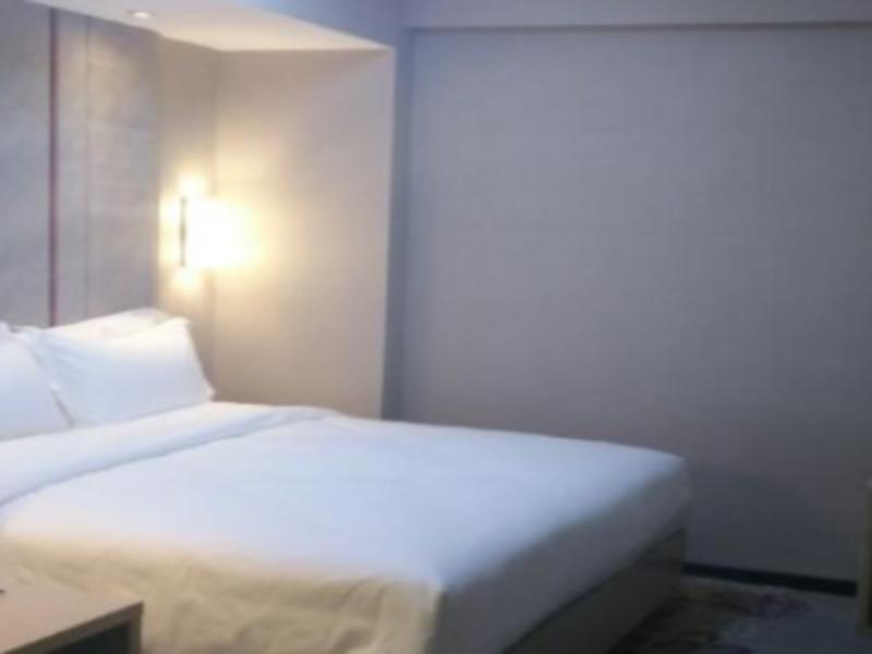 Фусинь: Lavande Hotel Fuxin San Yi Ba Park Branch