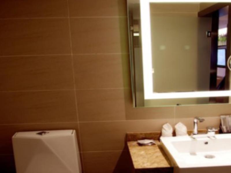 Фусинь: Lavande Hotel Fuxin San Yi Ba Park Branch