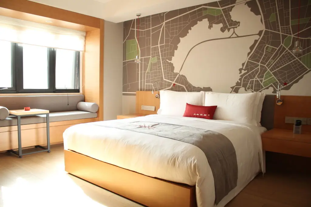 Циндао: Intercity Hotel Qingdao