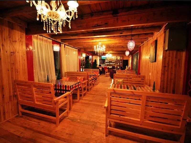 Шангри-Ла: The Cozy Inn