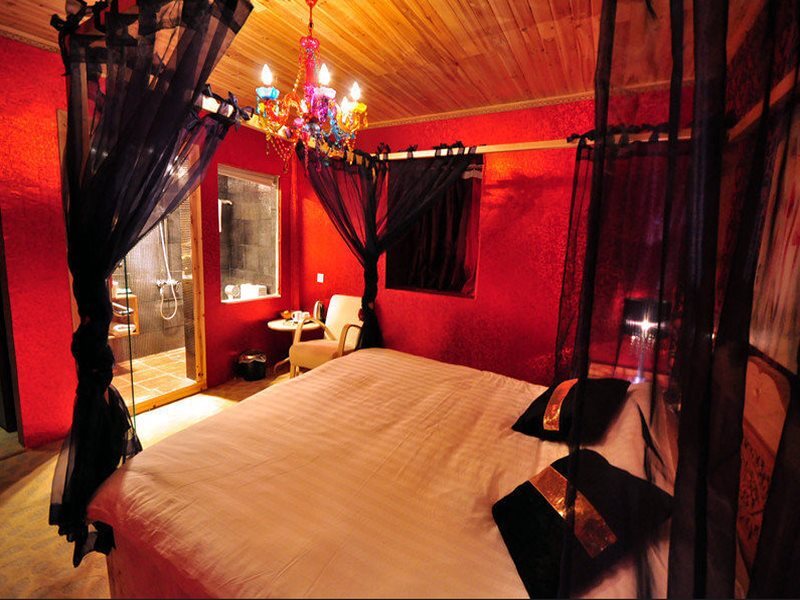Шангри-Ла: The Cozy Inn