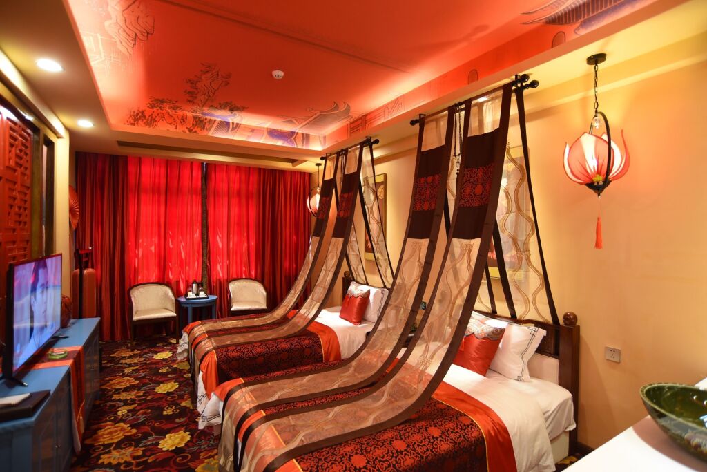 Чэнду: Vegas Cultural Hotel Qintai Road Branch