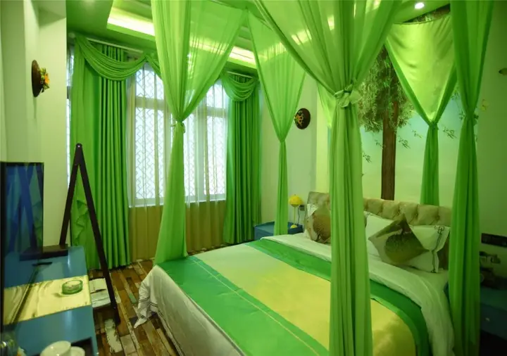 Чэнду: Vegas Cultural Hotel Qintai Road Branch