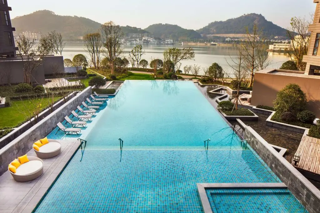 Нинбо: Hilton Ningbo Dongqian Lake