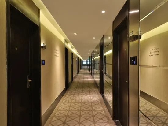 Шанхай: Orange Hotel (Shanghai Hongqiao Railway Station Jiuting)