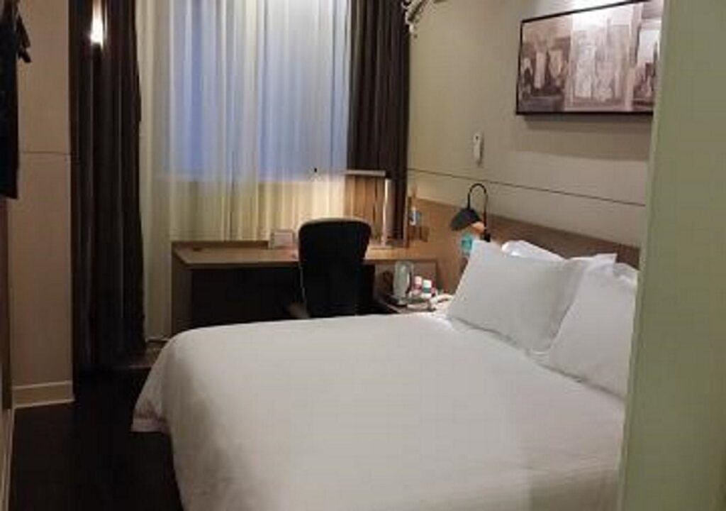Нинбо: Jinjiang Inn Select Ningbo Tianqi Square Kaiming Street Branch