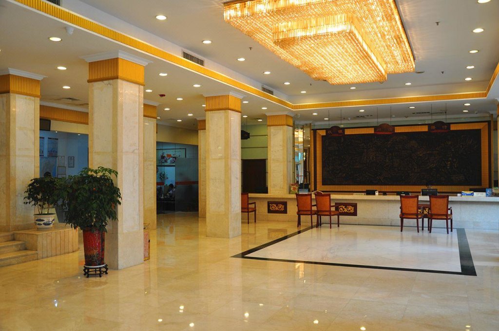 Jinjiang Nanyuan Hotel — фото 1