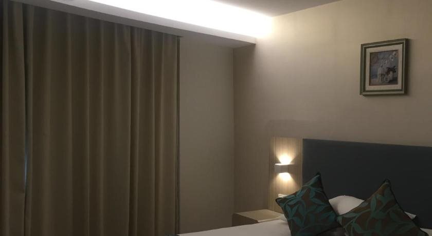 Шанхай: Shanghai Yi Ti Hotel