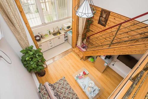 Циндао: Cat's loft