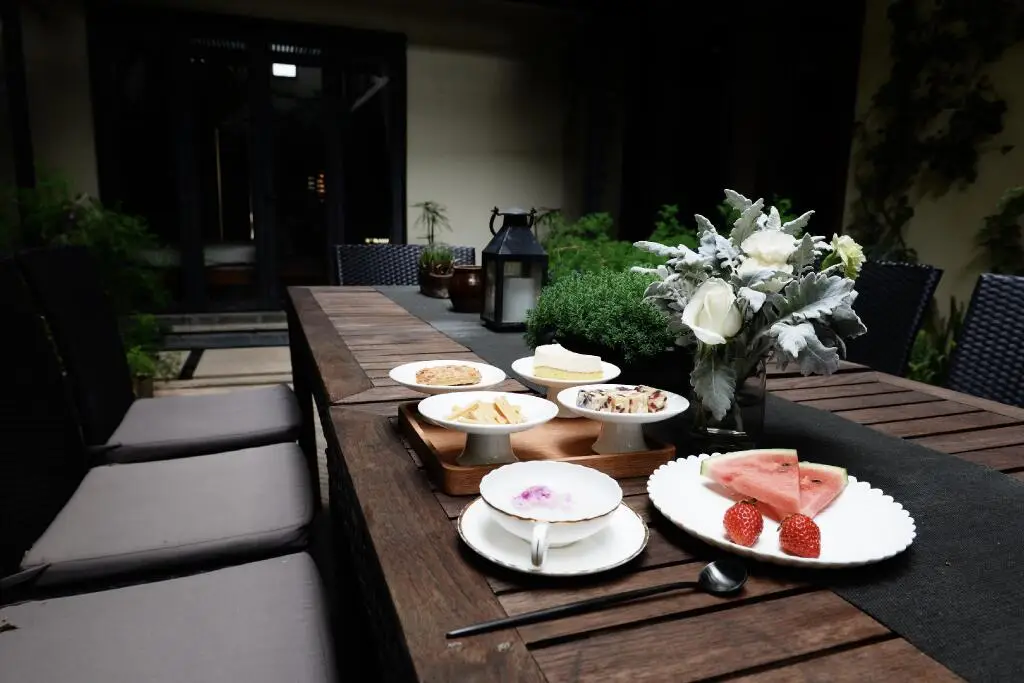 Дали: Yakamoz Haijie Hotel