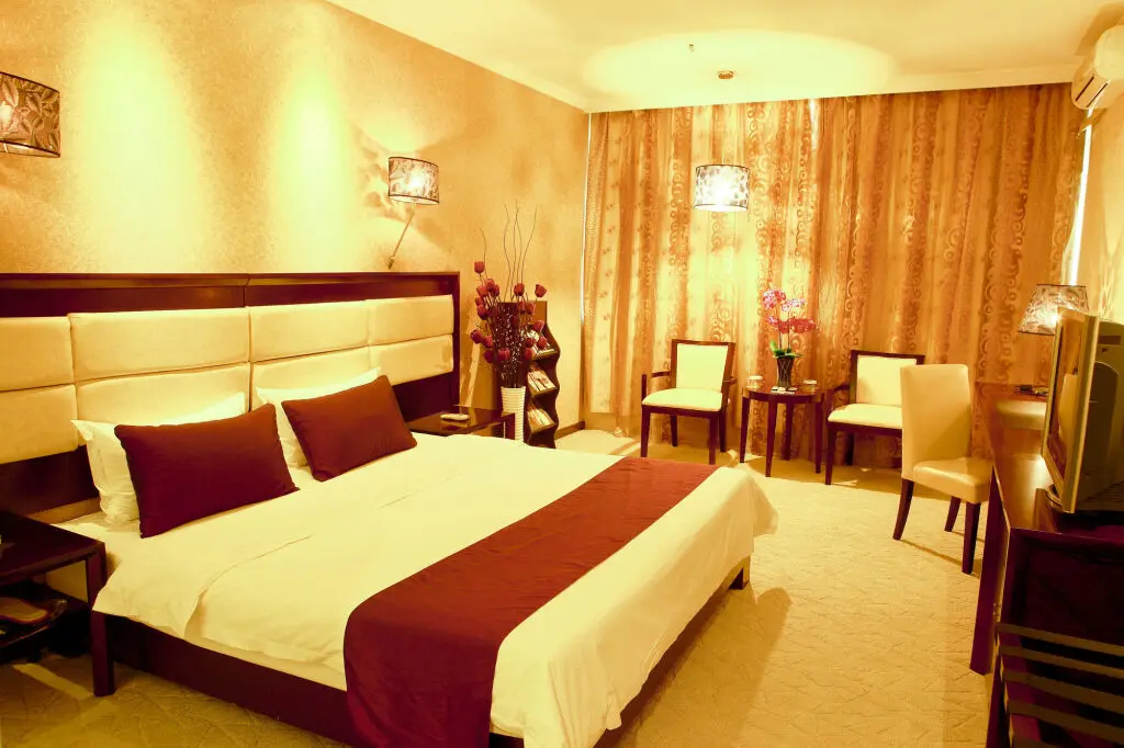 Шэньчжэнь: Tourism Trend Hotel