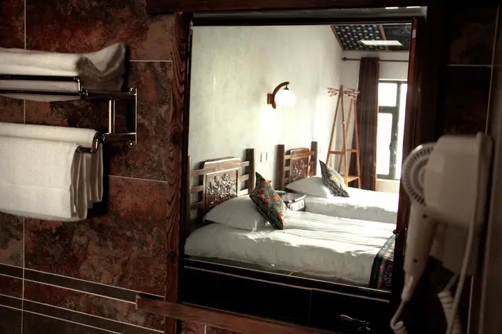 Дали: Butterfly Dream Boutique Inn