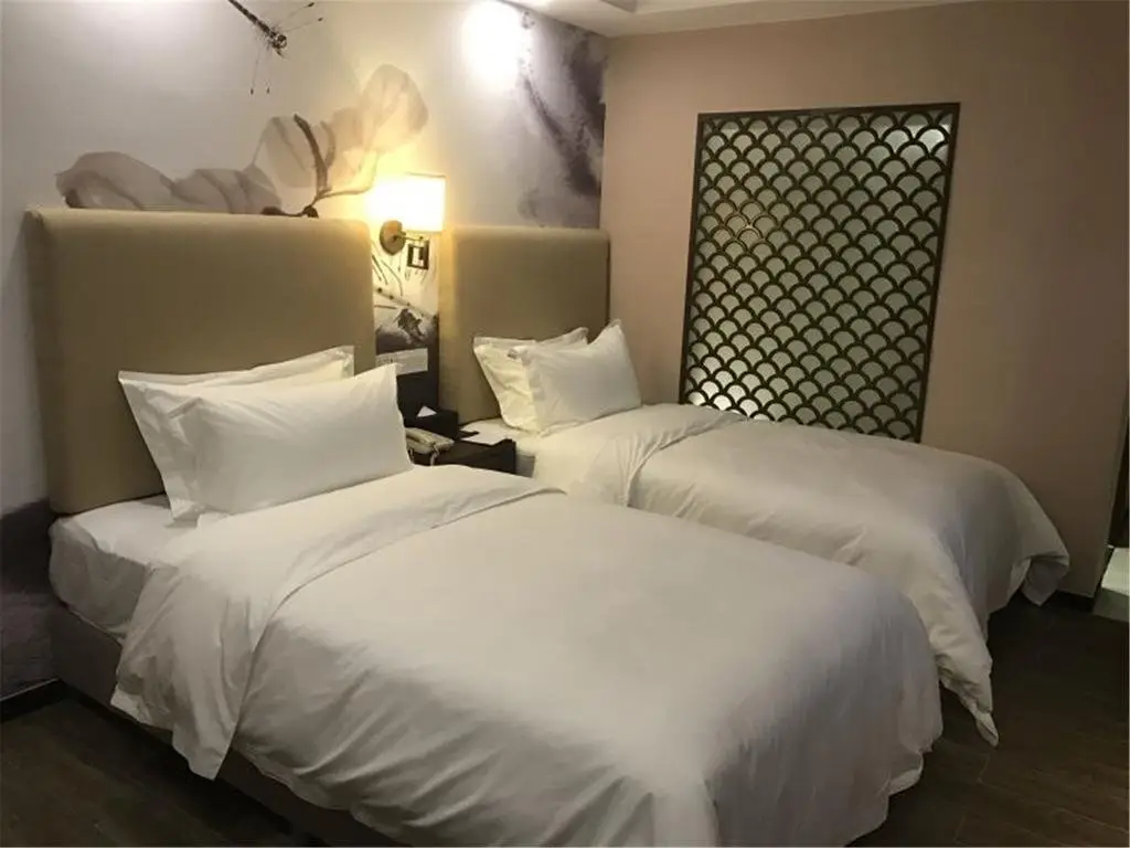 Иу: Chonpines Hotel·Yiwu International Trade City
