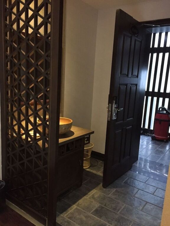 Чэнду: Qingju Chengdu Exhibition Center Branch