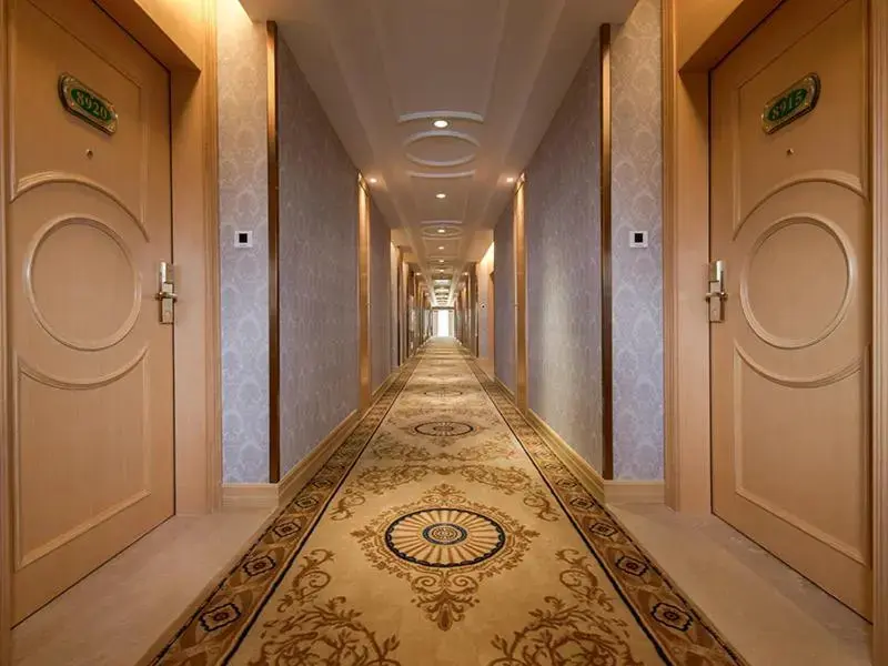 Шэньчжэнь: Vienna International Hotel (Shenzhen North Railway Station Longhua Yifang Tiandi Branch)