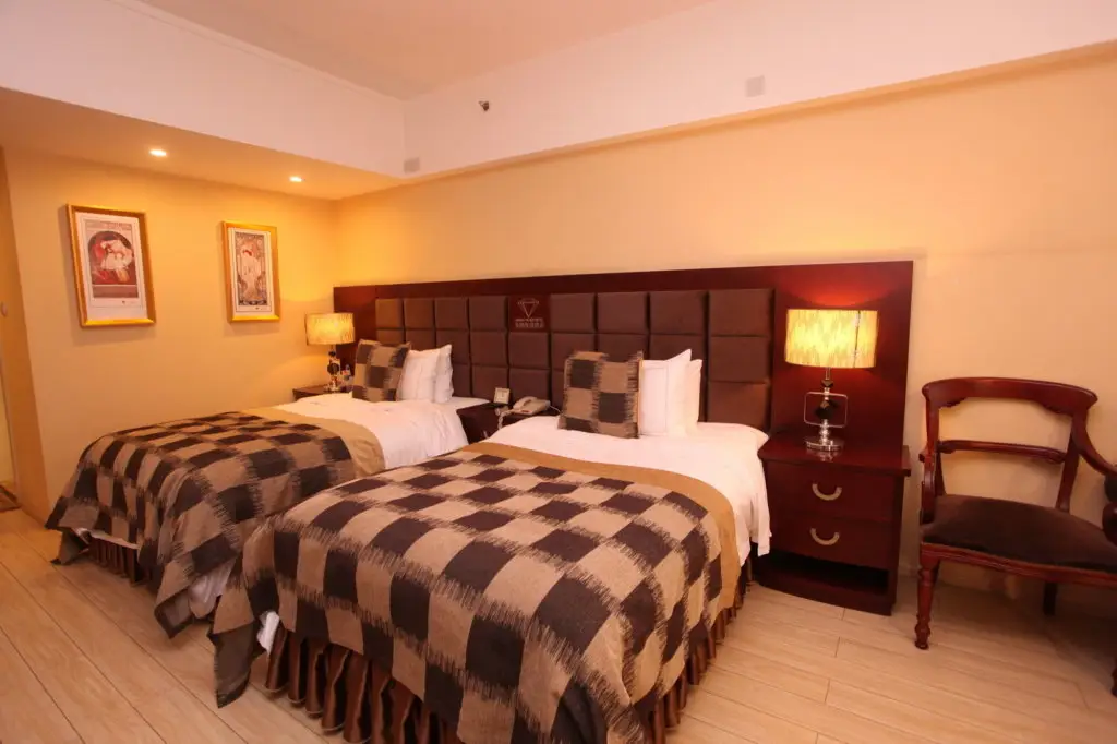 Чэнду: Chengdu Longhu Haibin Hotel