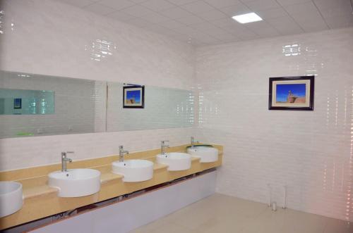 Чжанъе: The Silk Road Travelers Hostel