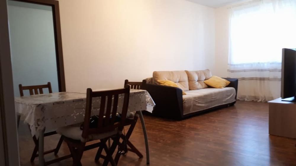 Реутов: LOFT STUDIO Nosovikhinskoe shosse 27-93