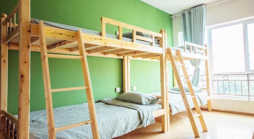 Чунцин: Chongqing NineFour Youth Hotel