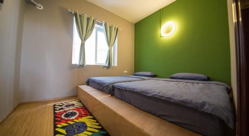 Чунцин: Chongqing NineFour Youth Hotel