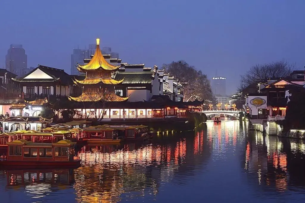 Нанкин: 7 Days Premium Nanjing Xinjiekou Zhangfuyuan Railway Station Branch