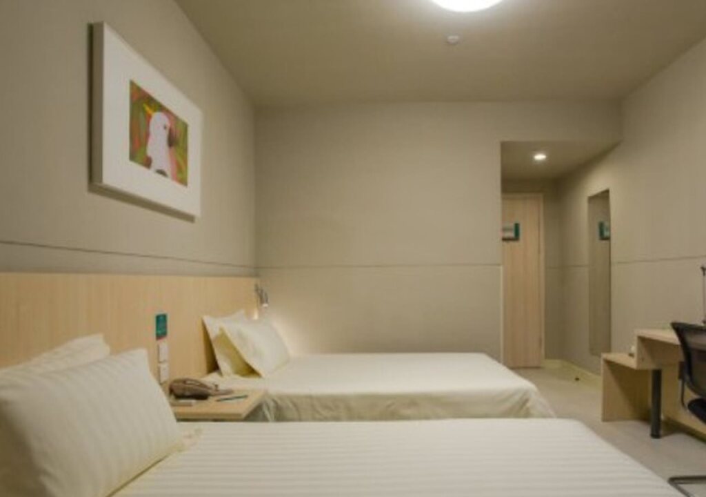 Ухань: Jinjiang Inn Wuhan Linjiaohu Wanda Branch