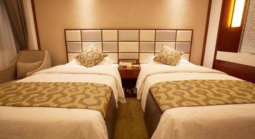 Chengjiang Manor Hotel — фото 1