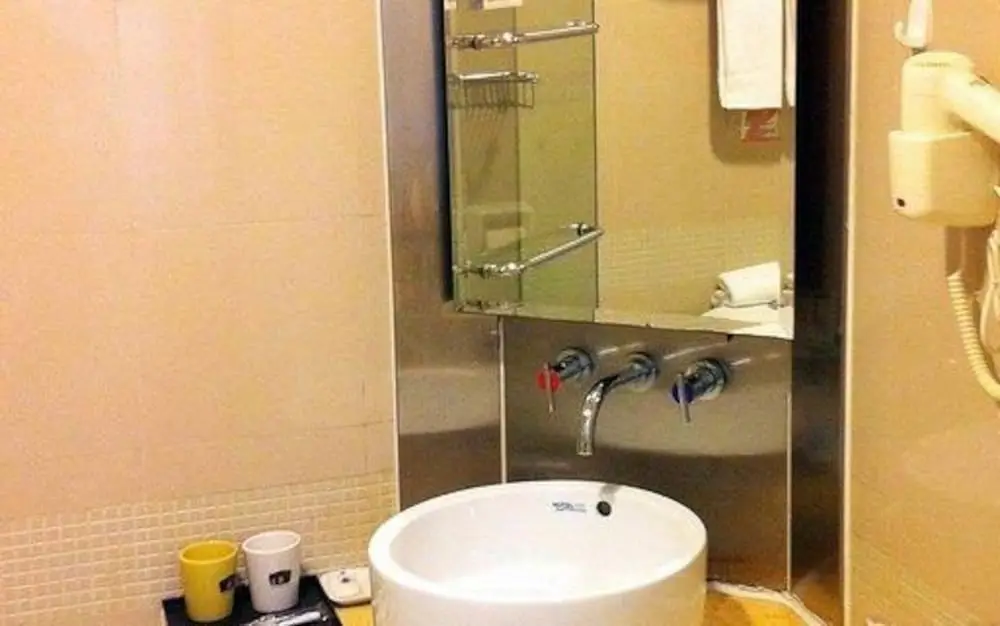 Циндао: Home Inn Jimo Heshan Road