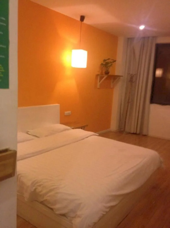Гуйлинь: Huali Travel Jiangjing Inn (Guilin Railway Station)