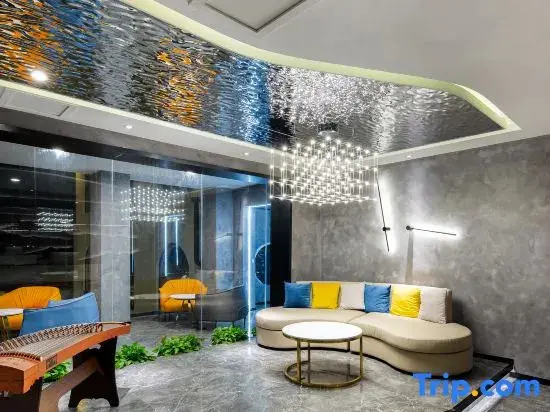 Циндао: Floral Hotel·Qingdao Dream Ship Scenic Hotel