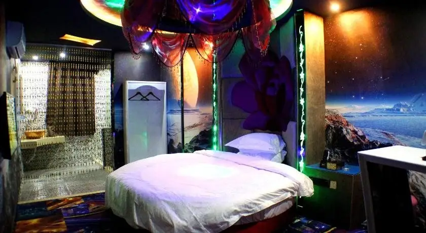 Шанхай: Shanghai Hongting Zhuti Hotel