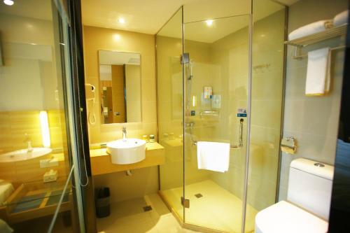 Цзюцзян: City Comfort Inn Jiujiang Xunyang Road Walking Street