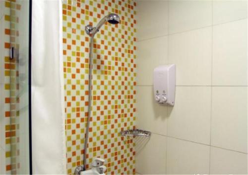 Цзинань: Home Inn Ji'nan Quancheng Plaza Chaoshan Street