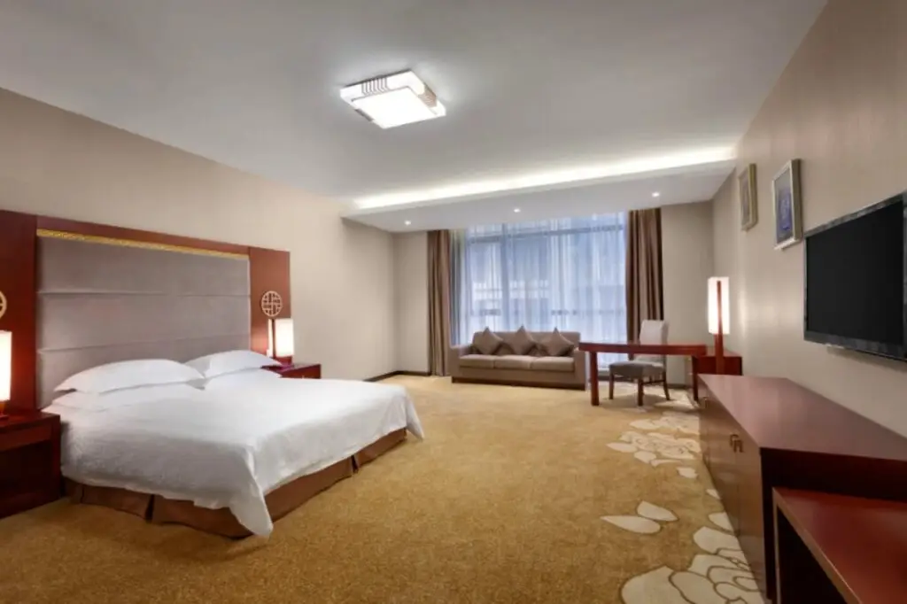 Шанхай: Ramada Shanghai Minhang