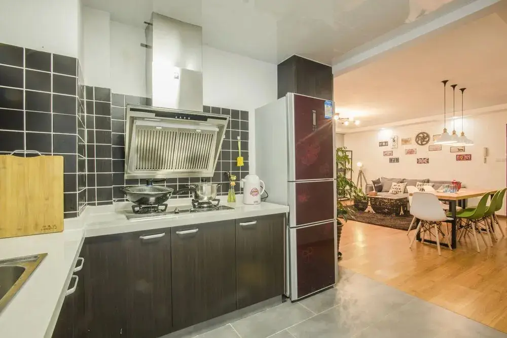 Шанхай: GoNative Downtown Apartment Yu Garden