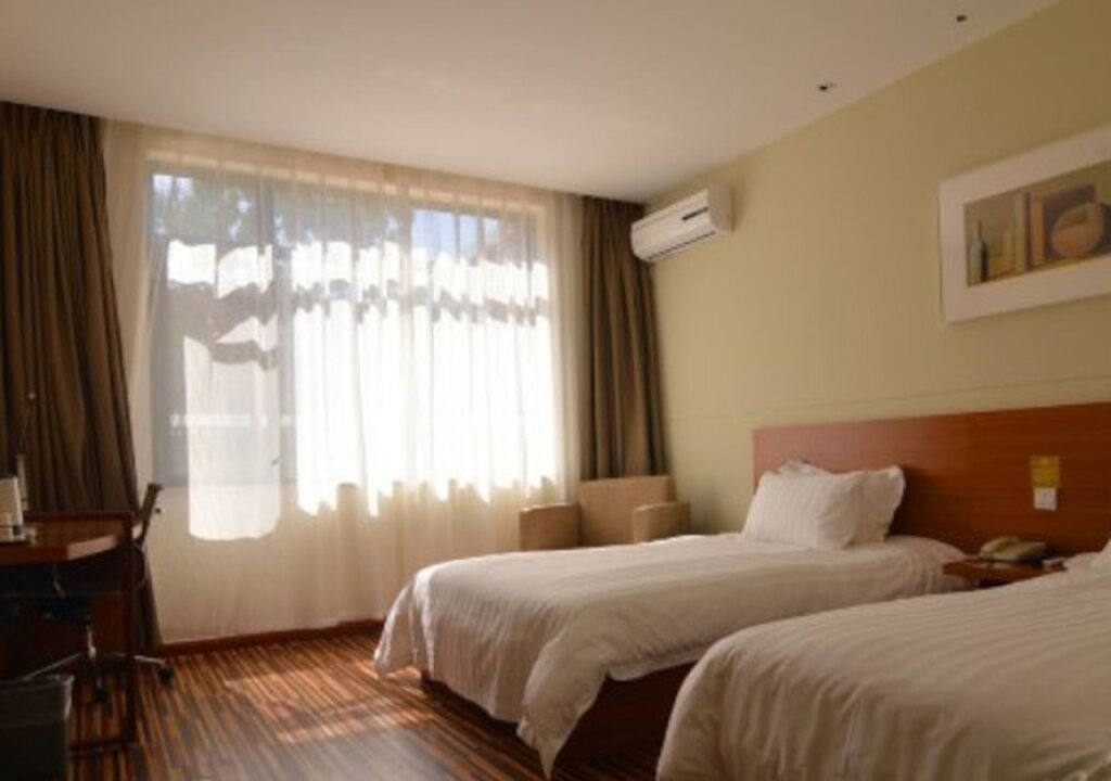 Пэнлай: Jinjiang Inn Select Yantai Penglaige