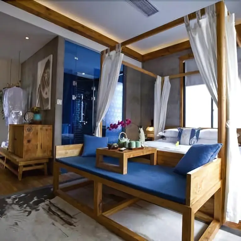 Хуаншань: Jietou Xiangwei Inn