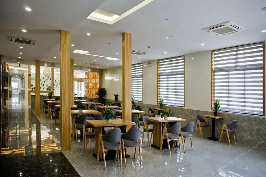 Шанхай: Wassim Hotel Express (Shanghai Baozhen)