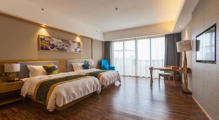 Гуйлинь: Guilin Roshan Lake Hotel