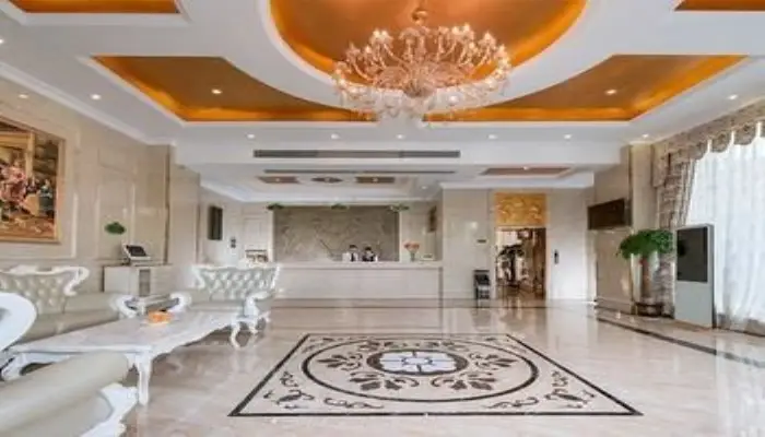 Шэньчжэнь: Vienna Hotel Shenzhen Bantian Vanke Zone 5