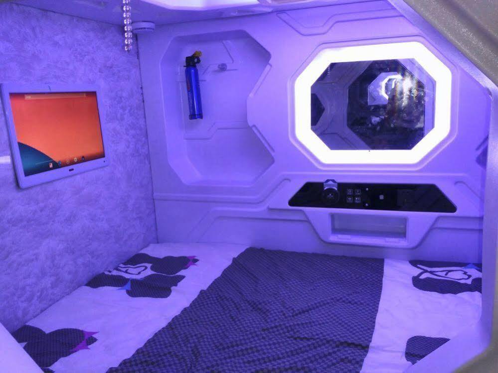 Нанкин: Intercity Capsule Youth Hostel Temple