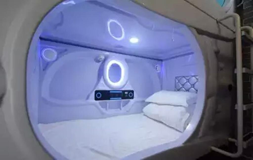 Чжэнчжоу: Meet Space capsule Youth Hostel