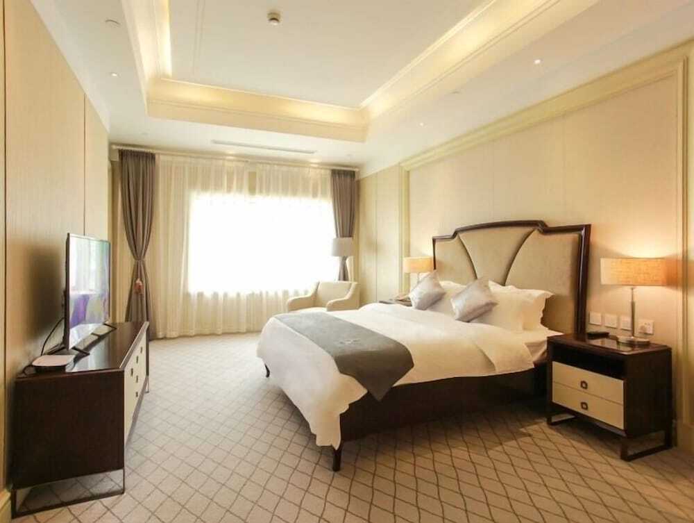 Шанхай: GreenTree Eastern Shanghai Changning Hongqiao Airport LongBai Hotel