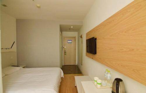 Циндао: Motel Qingdao Laixi Yantai Road Government